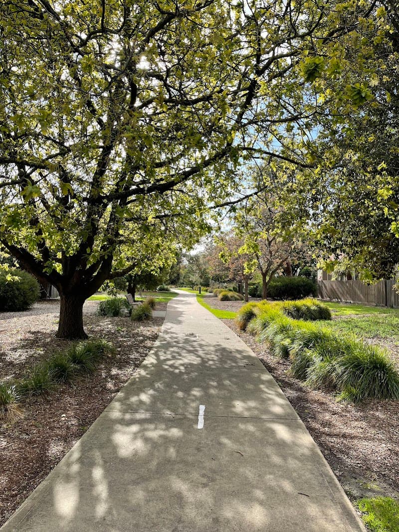 Elster Creek Trail