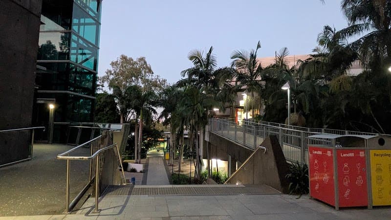 Parer Place