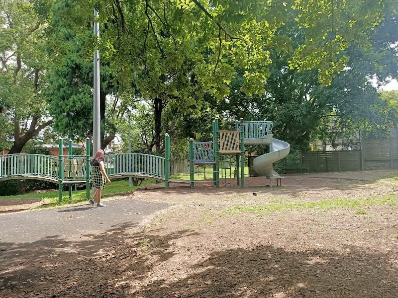 Montague Gardens