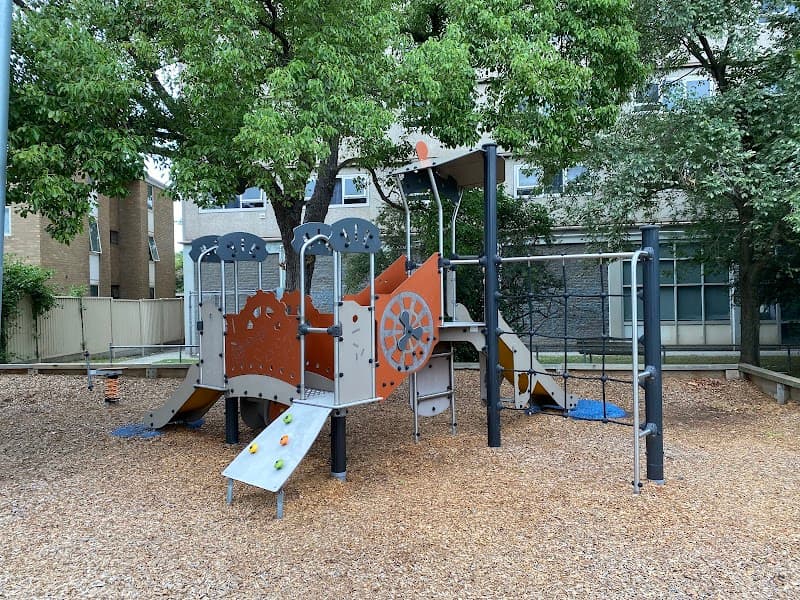 Gladstone Gardens